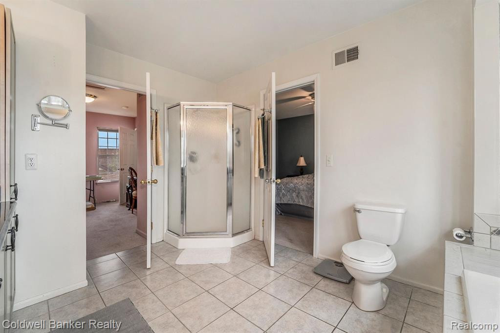 4073 HUNTERS Circle W, Canton, MI 48188 — Photo 14