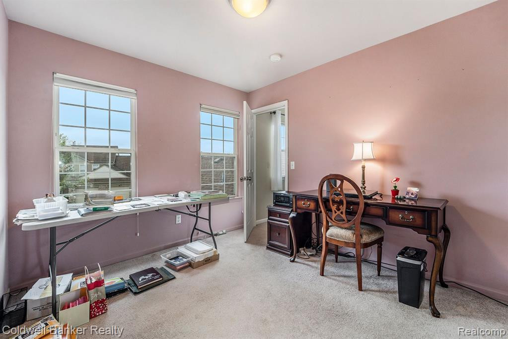 4073 HUNTERS Circle W, Canton, MI 48188 — Photo 16