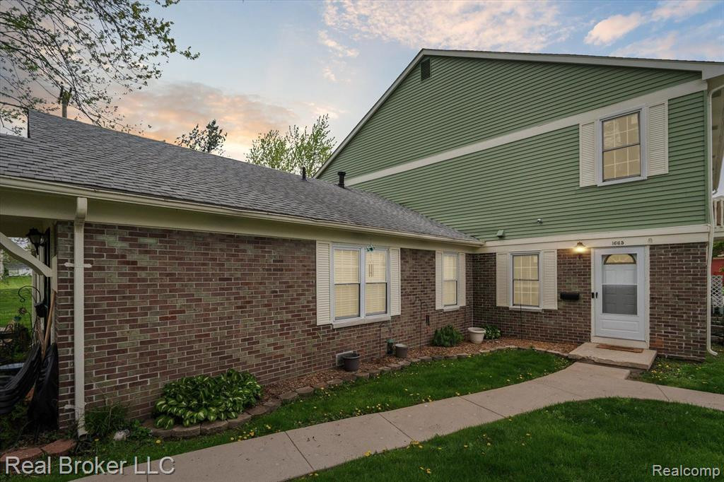 1665 WINGATE Boulevard, Ypsilanti, MI 48198 — front exterior