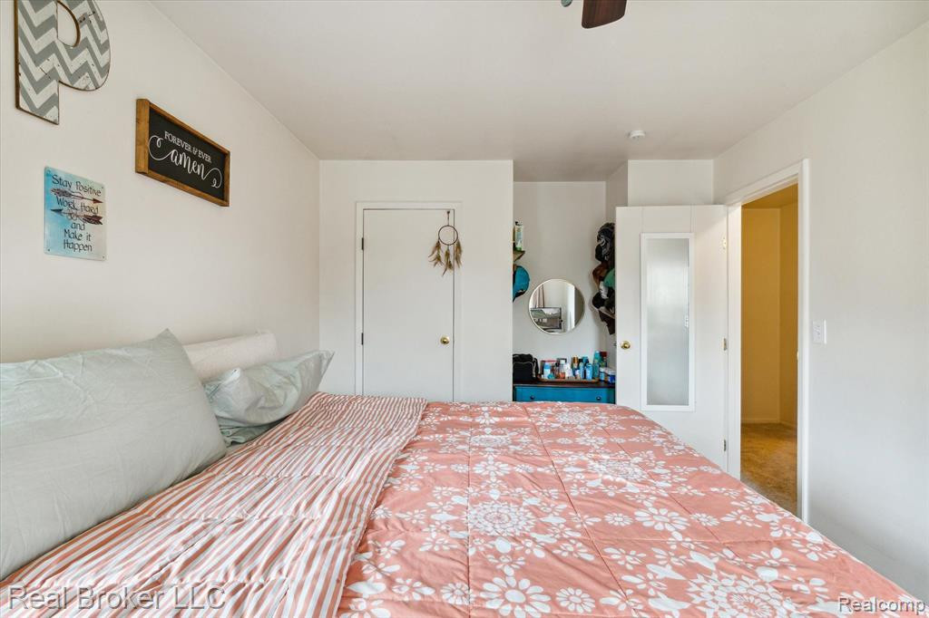 1665 WINGATE Boulevard, Ypsilanti, MI 48198 — Photo 22