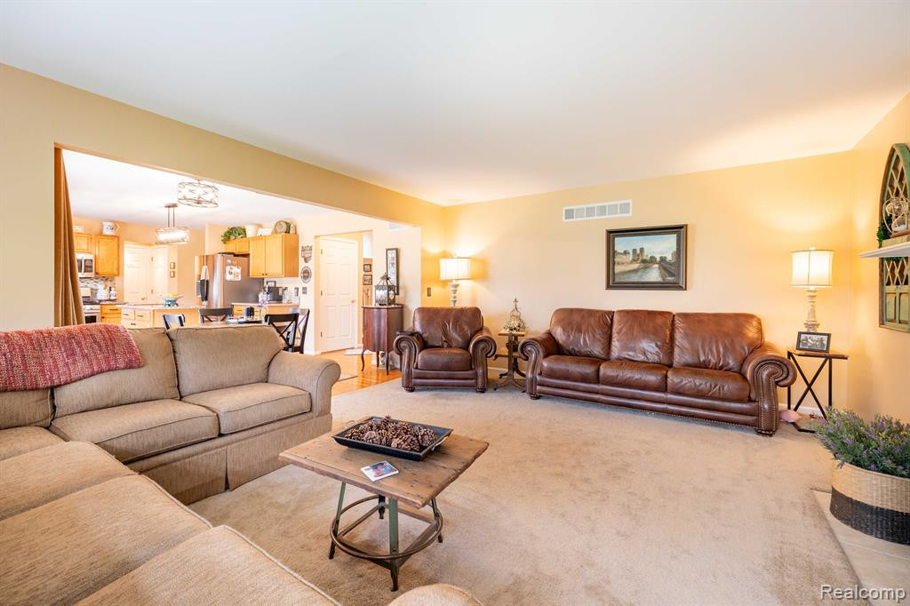 48958 FIFTH Avenue, Canton, MI 48188 — Photo 19