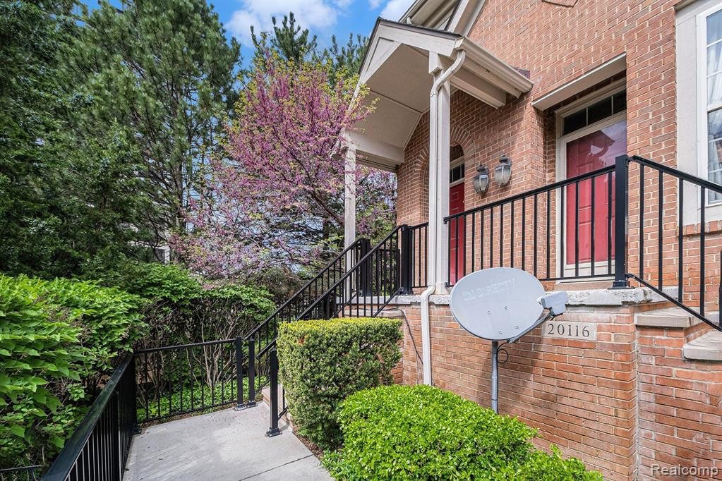 20118 Rodeo Court, Southfield, MI 48075 — Photo 5
