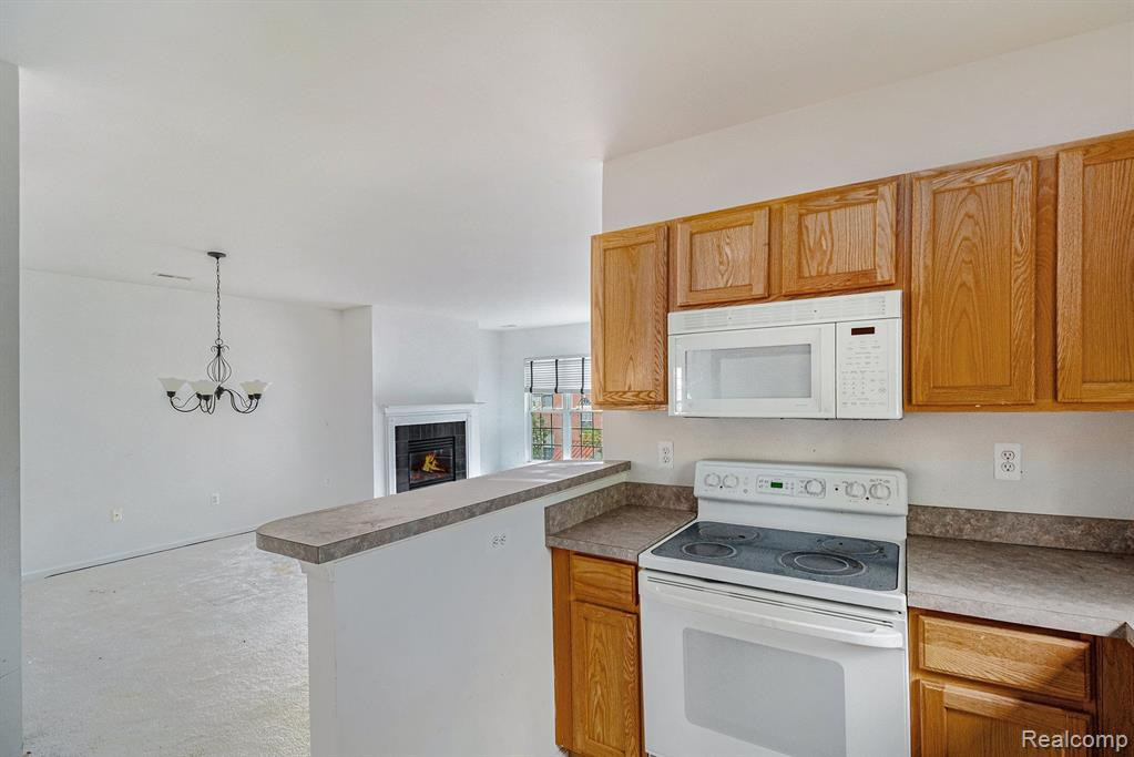 20118 Rodeo Court, Southfield, MI 48075 — Photo 14