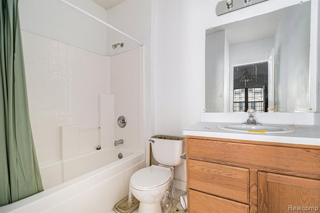 20118 Rodeo Court, Southfield, MI 48075 — Photo 20