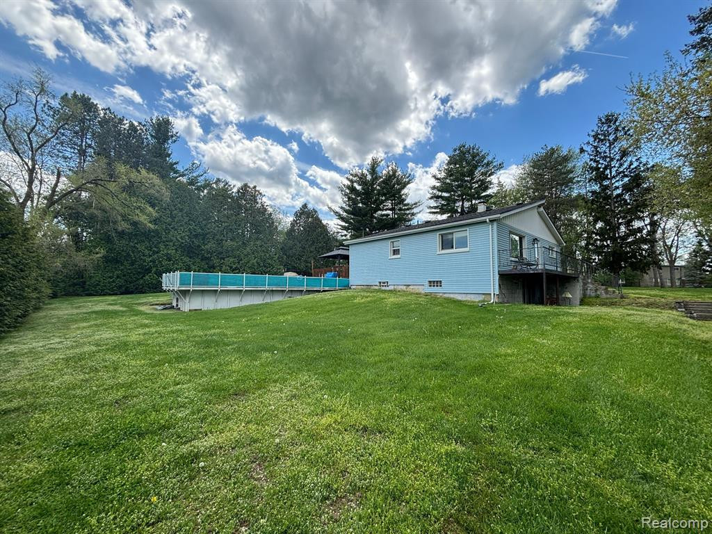 921 SUPERIOR Street, Commerce Twp, MI 48390 — Photo 9