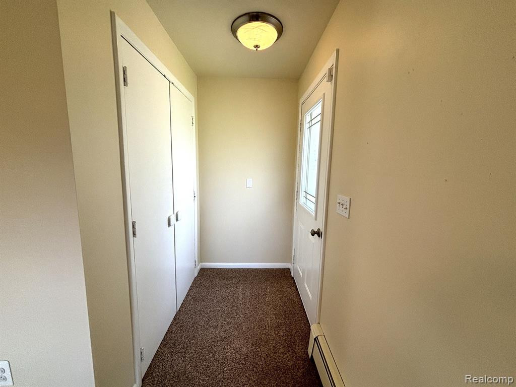 921 SUPERIOR Street, Commerce Twp, MI 48390 — Photo 27