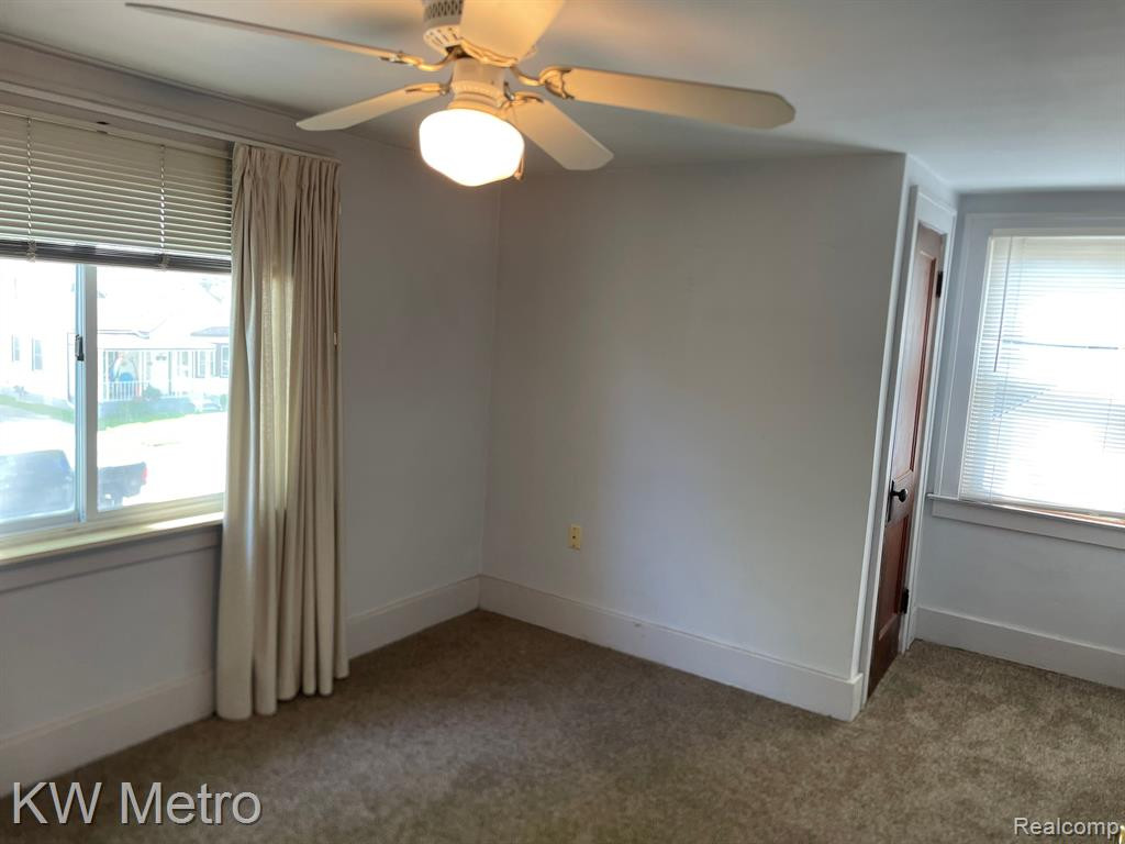 916 GARFIELD Avenue, Lincoln Park, MI 48146 — Photo 8