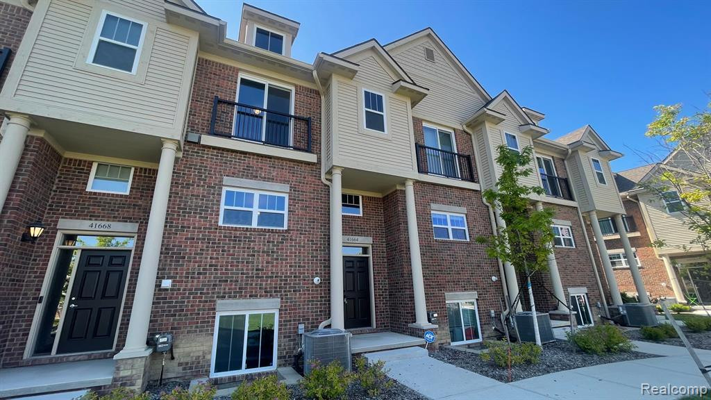 41664 ORIANNA Lane, Novi, MI — front exterior