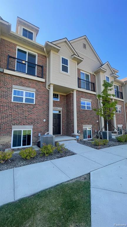 41664 ORIANNA Lane, Novi, MI — Photo 2