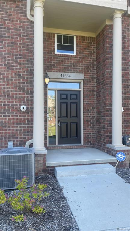41664 ORIANNA Lane, Novi, MI — Photo 3