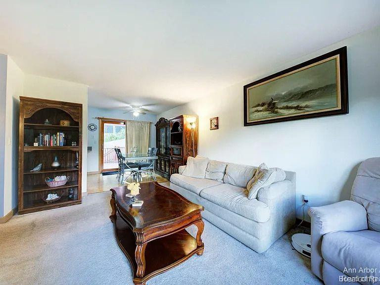 1127 GOTT Street, Ann Arbor, MI 48103 — Photo 3