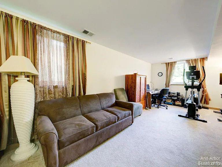 1127 GOTT Street, Ann Arbor, MI 48103 — Photo 8