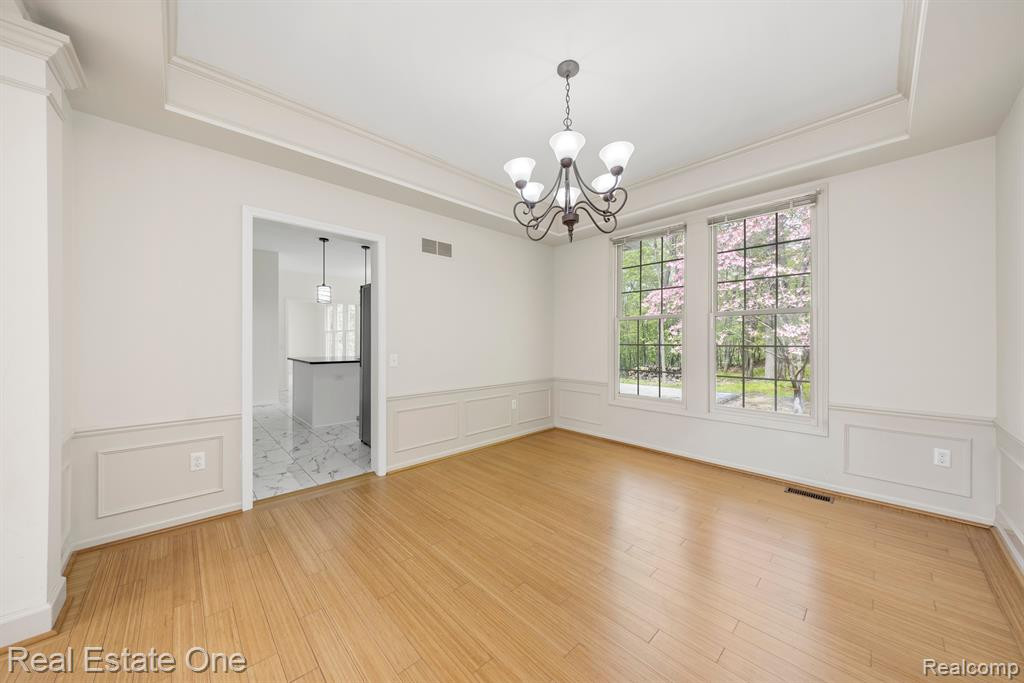 5059 CHERRY BLOSSOM Circle, West Bloomfield, MI 48324 — Photo 14