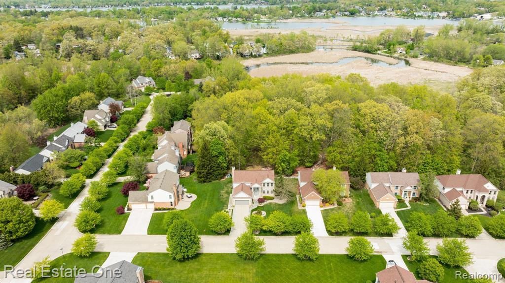 5059 CHERRY BLOSSOM Circle, West Bloomfield, MI 48324 — Photo 29