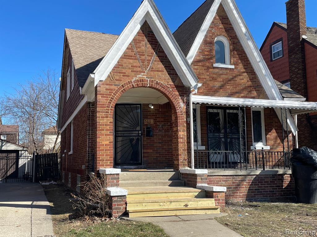 5210 BUCKINGHAM Avenue, Detroit, MI 48224 — front exterior