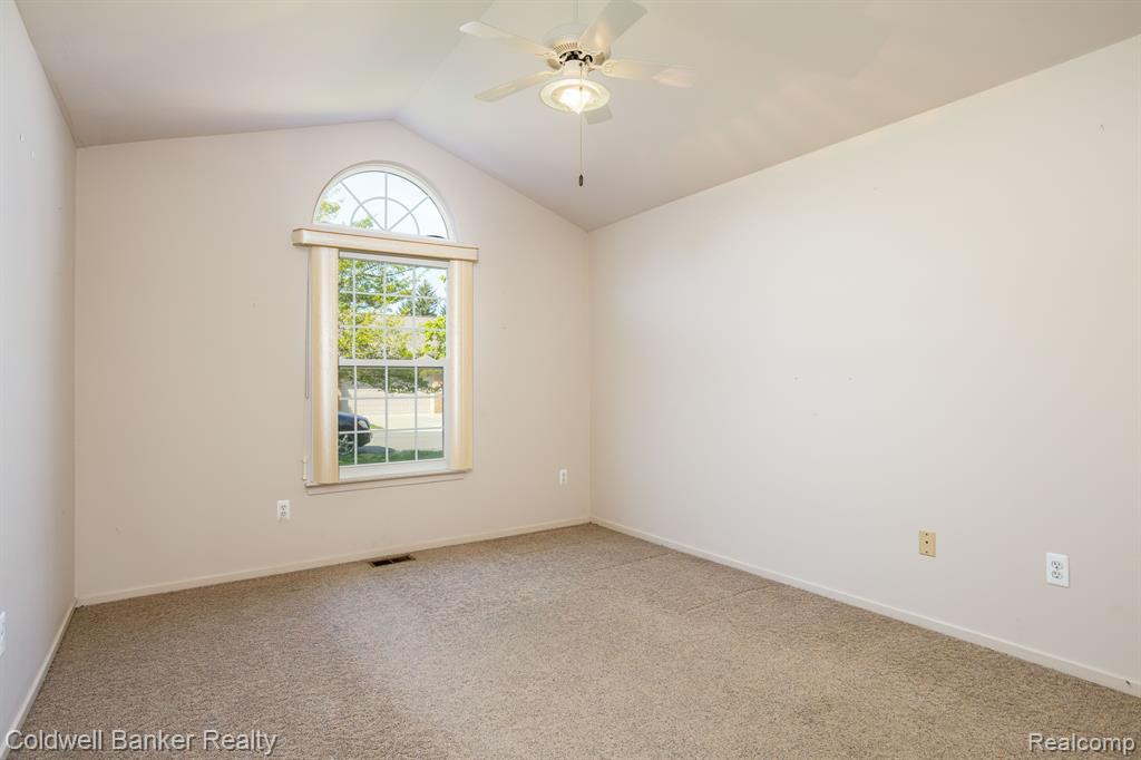 212 Shore Brook Lane, Walled Lake, MI 48390 — Photo 6