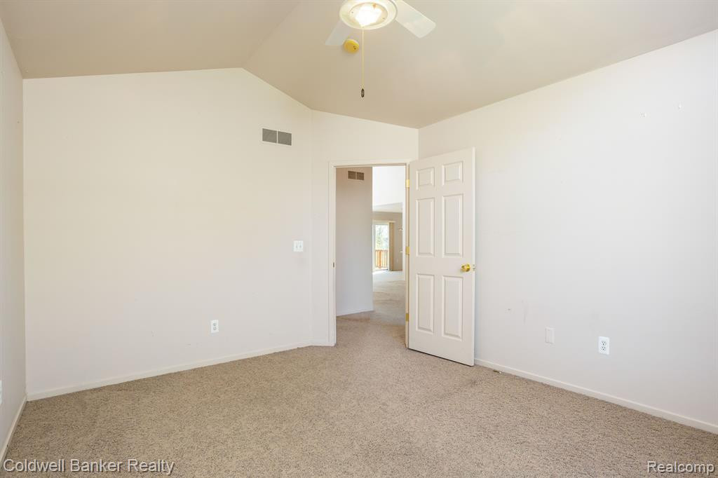 212 Shore Brook Lane, Walled Lake, MI 48390 — Photo 8