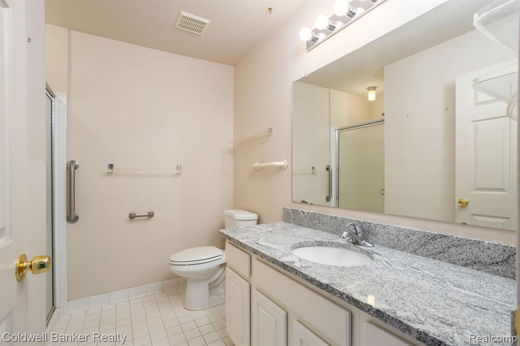 212 Shore Brook Lane, Walled Lake, MI 48390 — Photo 11