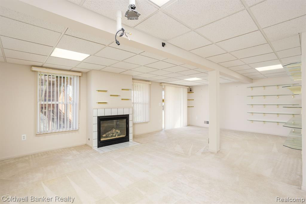 212 Shore Brook Lane, Walled Lake, MI 48390 — Photo 32