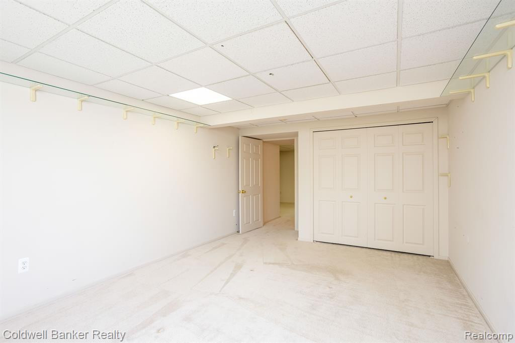 212 Shore Brook Lane, Walled Lake, MI 48390 — Photo 40
