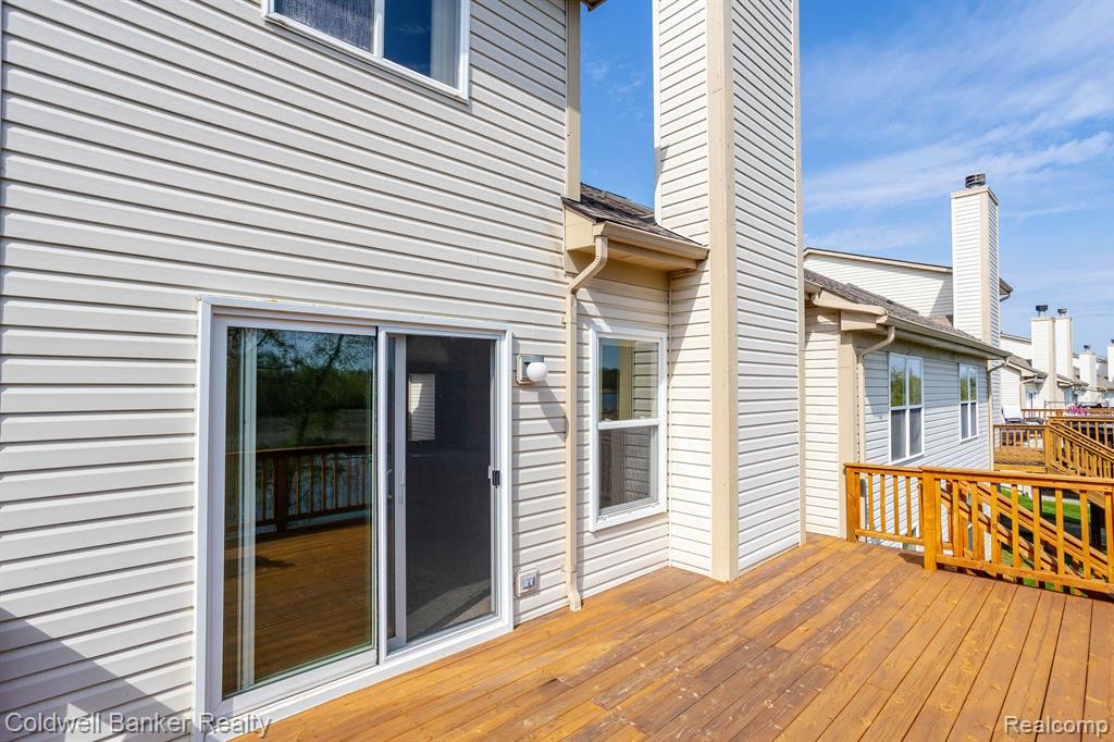 212 Shore Brook Lane, Walled Lake, MI 48390 — Photo 43