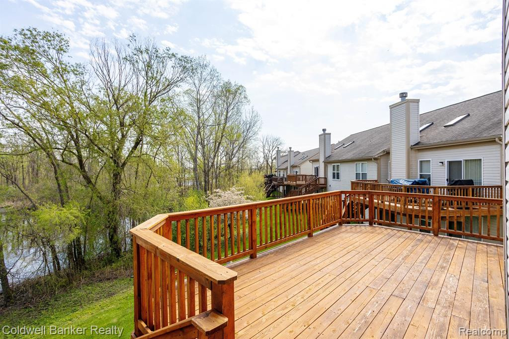 212 Shore Brook Lane, Walled Lake, MI 48390 — Photo 45