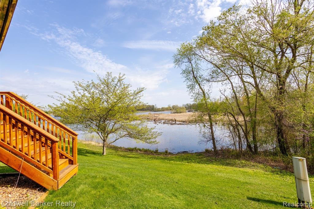 212 Shore Brook Lane, Walled Lake, MI 48390 — Photo 49