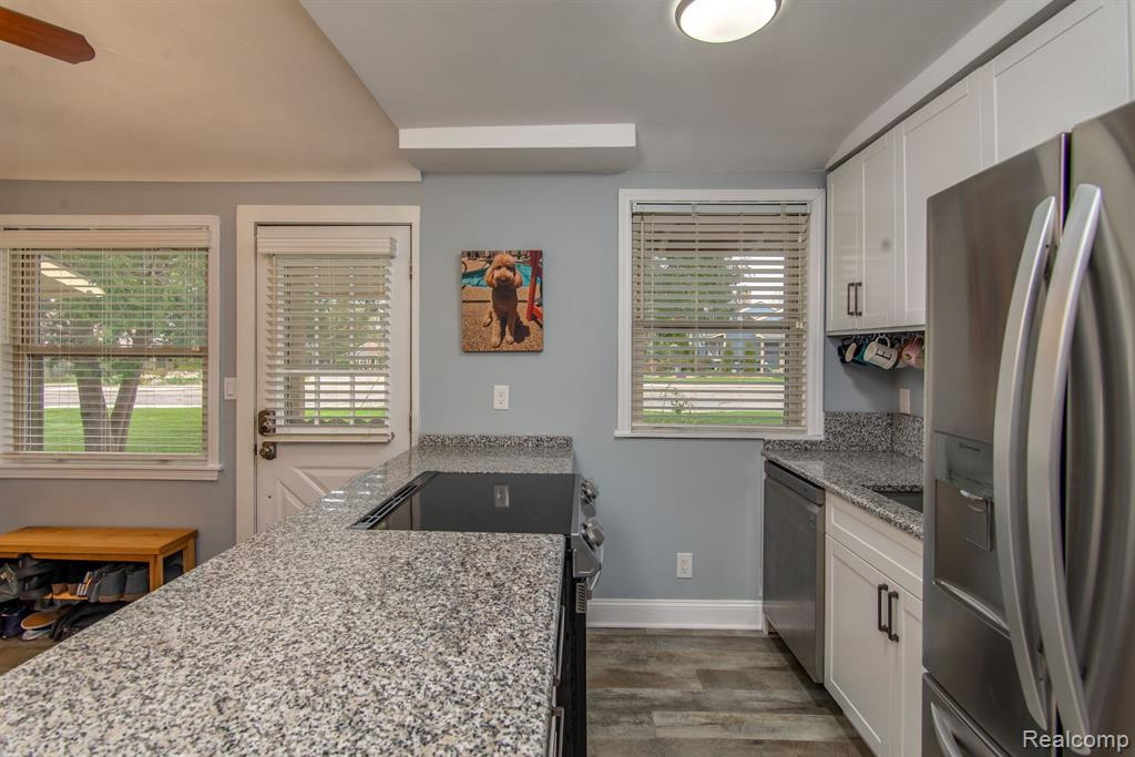 2403 PITTSFIELD Boulevard, Ann Arbor, MI 48104 — Photo 5
