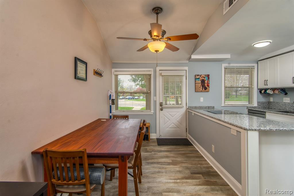 2403 PITTSFIELD Boulevard, Ann Arbor, MI 48104 — Photo 7