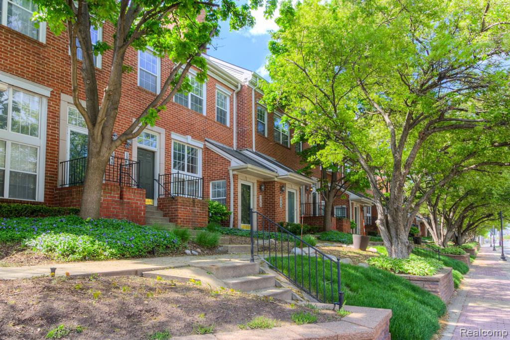 1342 S MAIN Street, Royal Oak, MI 48067 — Photo 2