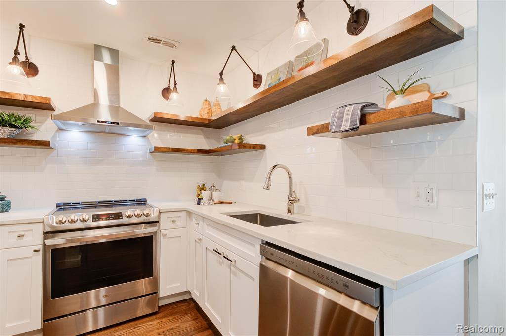 1342 S MAIN Street, Royal Oak, MI 48067 — Photo 5