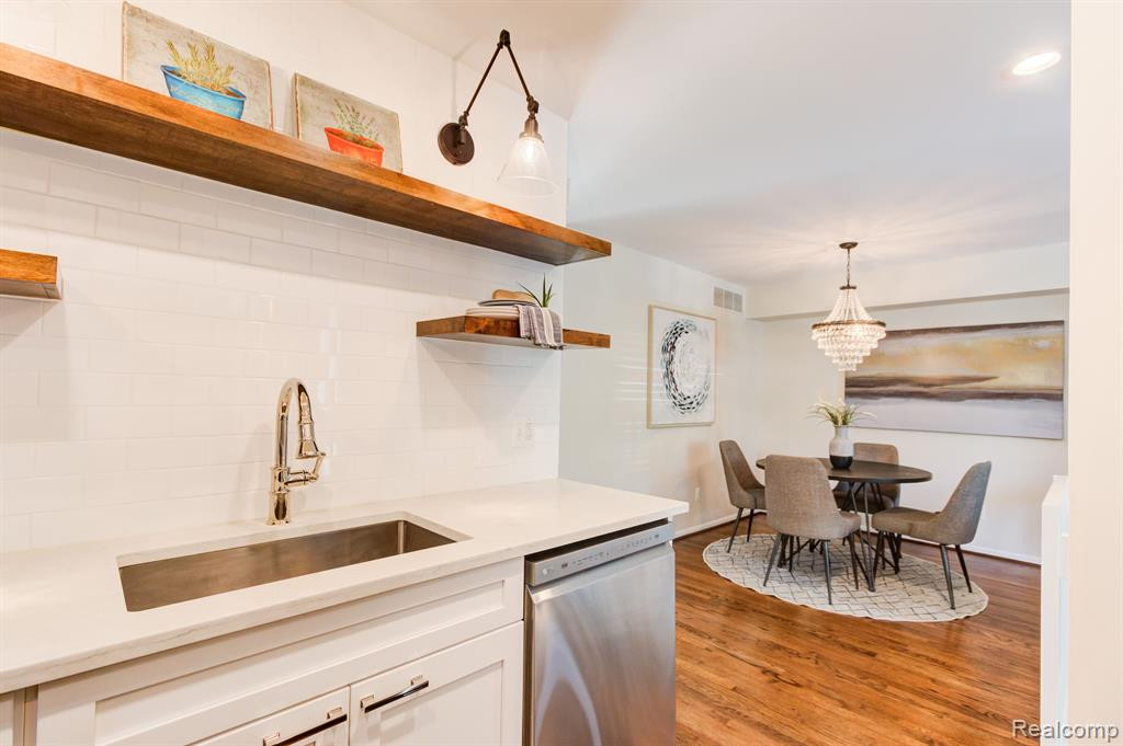 1342 S MAIN Street, Royal Oak, MI 48067 — Photo 8