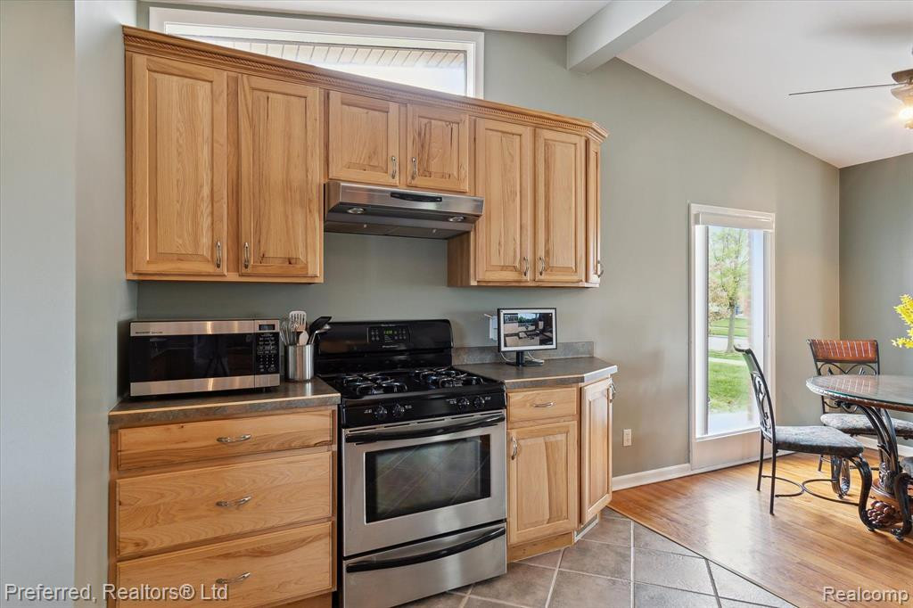 7361 PLAINFIELD Street, Dearborn Heights, MI 48127 — Photo 14