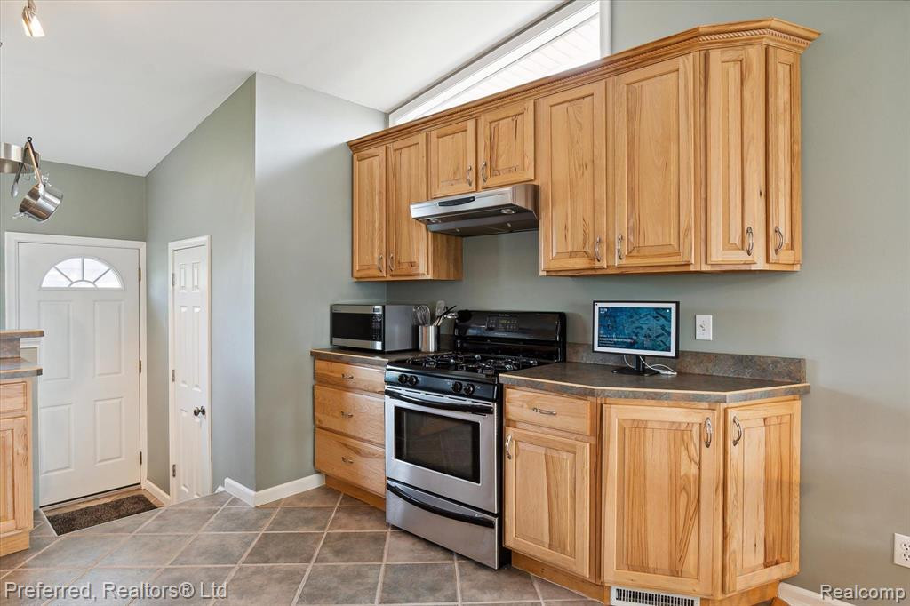 7361 PLAINFIELD Street, Dearborn Heights, MI 48127 — Photo 15