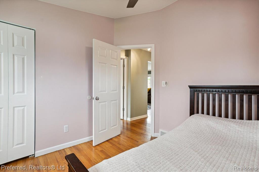 7361 PLAINFIELD Street, Dearborn Heights, MI 48127 — Photo 24
