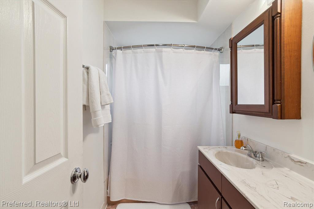 7361 PLAINFIELD Street, Dearborn Heights, MI 48127 — Photo 25