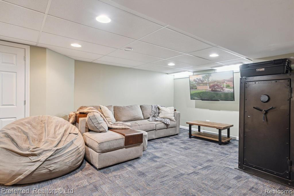 7361 PLAINFIELD Street, Dearborn Heights, MI 48127 — Photo 31