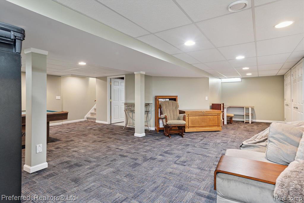 7361 PLAINFIELD Street, Dearborn Heights, MI 48127 — Photo 32