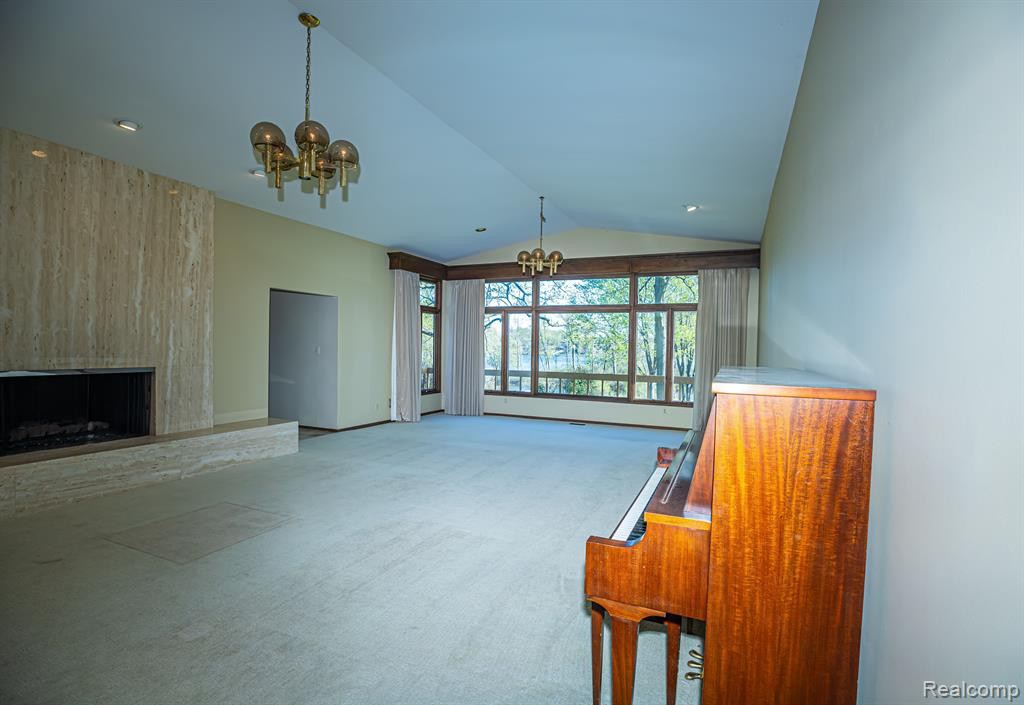 5325 ELMGATE BAY Drive, Orchard Lake Village, MI 48324 — Photo 9