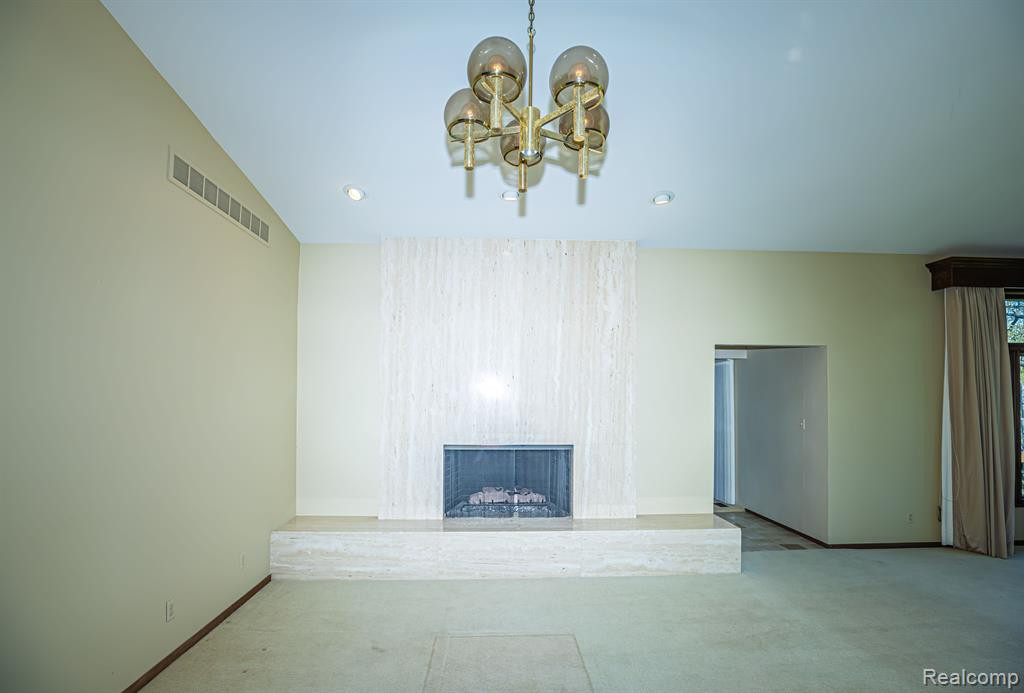 5325 ELMGATE BAY Drive, Orchard Lake Village, MI 48324 — Photo 11