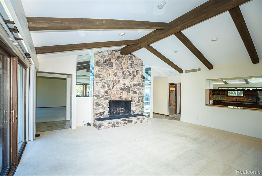 5325 ELMGATE BAY Drive, Orchard Lake Village, MI 48324 — Photo 17