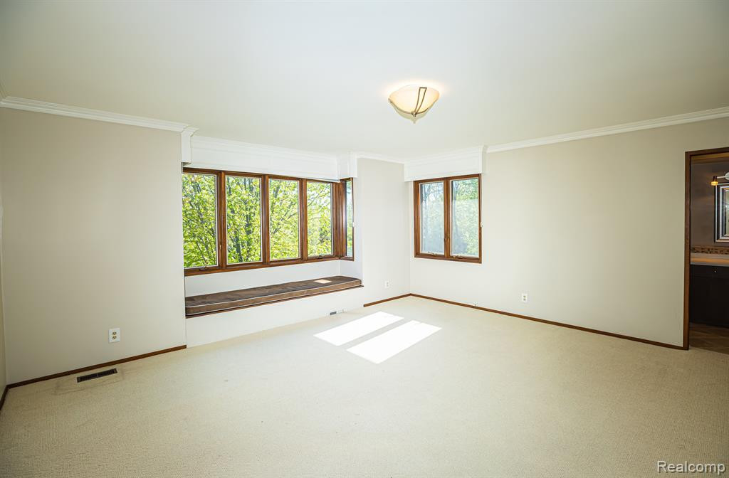 5325 ELMGATE BAY Drive, Orchard Lake Village, MI 48324 — Photo 53
