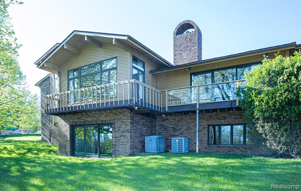 5325 ELMGATE BAY Drive, Orchard Lake Village, MI 48324 — Photo 73