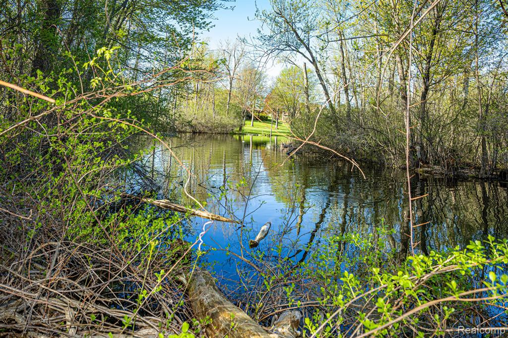 5325 ELMGATE BAY Drive, Orchard Lake Village, MI 48324 — Photo 78