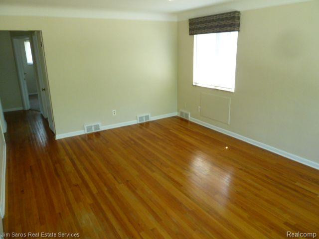 812 NEFF Drive, Grosse Pointe, MI 48230 — Photo 2
