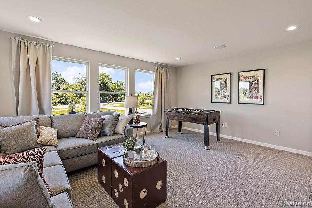 26759 INTERNATIONAL Drive, South Lyon, MI 48178 — Photo 38