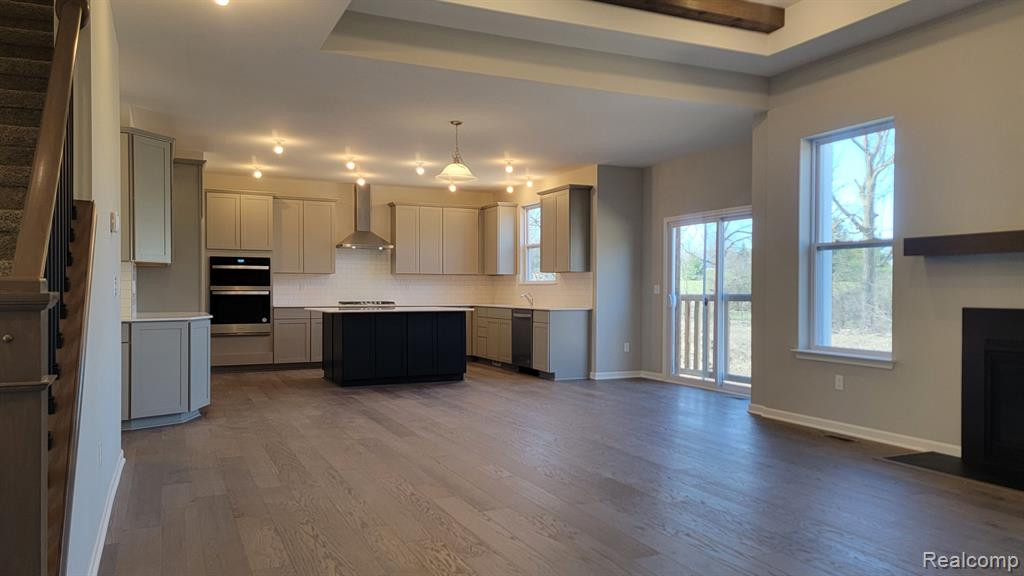 26699 INTERNATIONAL Drive, South Lyon, MI 48178 — Photo 3
