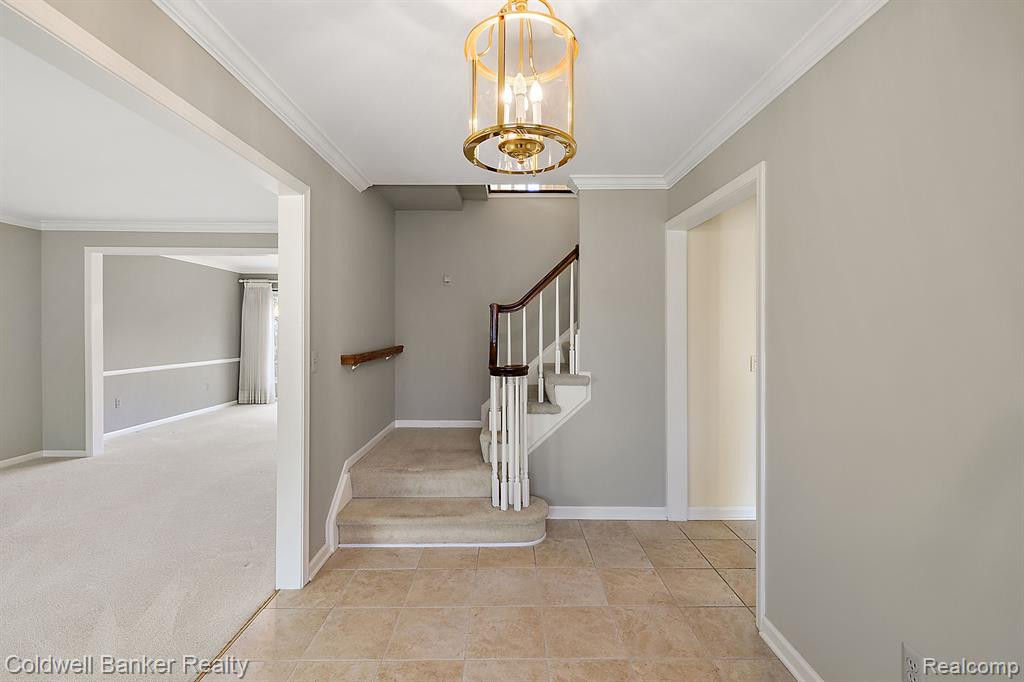 45884 GREEN VALLEY Road, Plymouth, MI 48170 — Photo 13