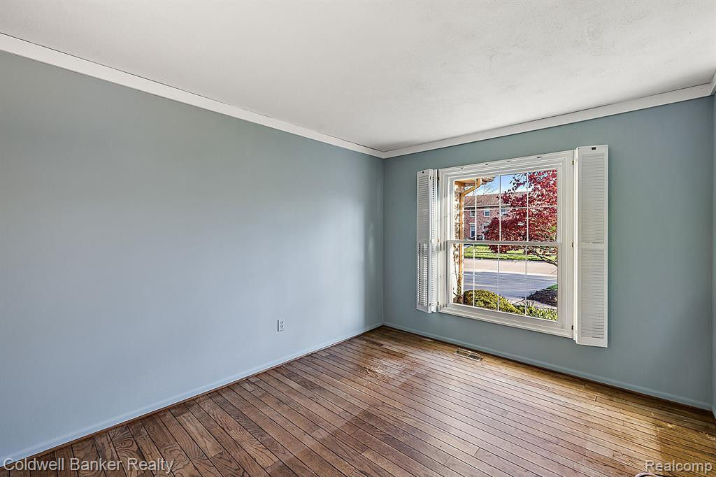 45884 GREEN VALLEY Road, Plymouth, MI 48170 — Photo 29