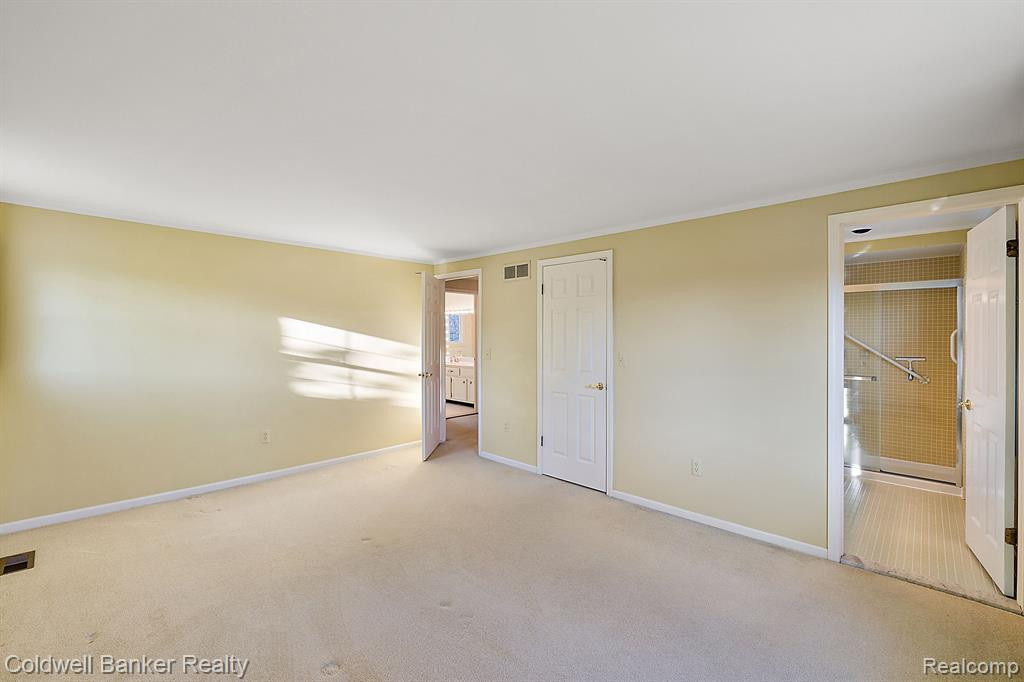45884 GREEN VALLEY Road, Plymouth, MI 48170 — Photo 34